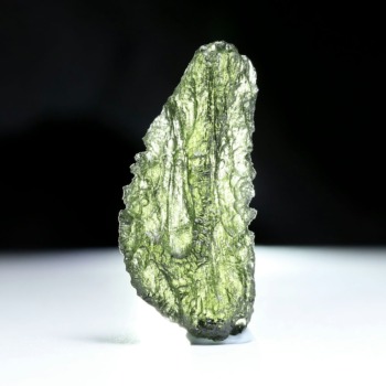 [チェコ共和国産]天然モルダバイト原石（4.0g）(MLDB-RF020IS)