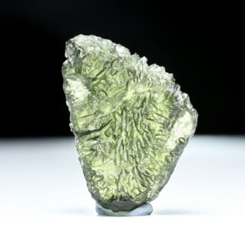 [チェコ共和国産]天然モルダバイト原石（3.6g）(MLDB-RF022IS)