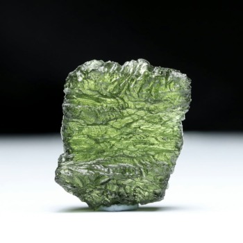 [チェコ共和国産]天然モルダバイト原石（5.6g）(MLDB-RF023IS)