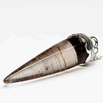 [高品質]ブラジル産ルチルクォーツペンデュラム（ラウンドタイプ/全長約5.6cm・チェーン長さ約16cm）(MLUT-PD4801IS)