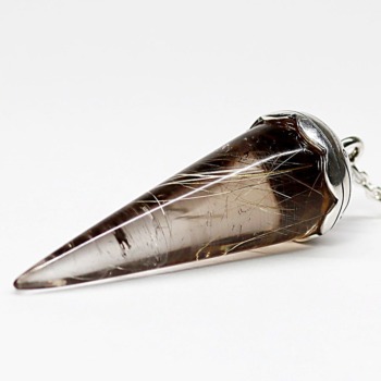 [高品質]ブラジル産ルチルクォーツペンデュラム（ラウンドタイプ/全長約5.4cm・チェーン長さ約16cm）(MLUT-PD4804IS)