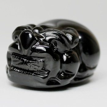 [中国/山東省産]モリオン彫刻/天然黒水晶（貔貅/ヒキュウ）(MOR-HK3802IS)