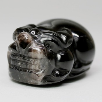 [中国/山東省産]モリオン彫刻/天然黒水晶（貔貅/ヒキュウ）(MOR-HK3810IS)