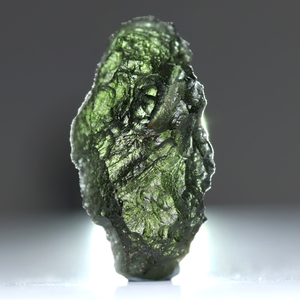 [高品質・チェコ共和国産]天然モルダバイト原石（4.4g）