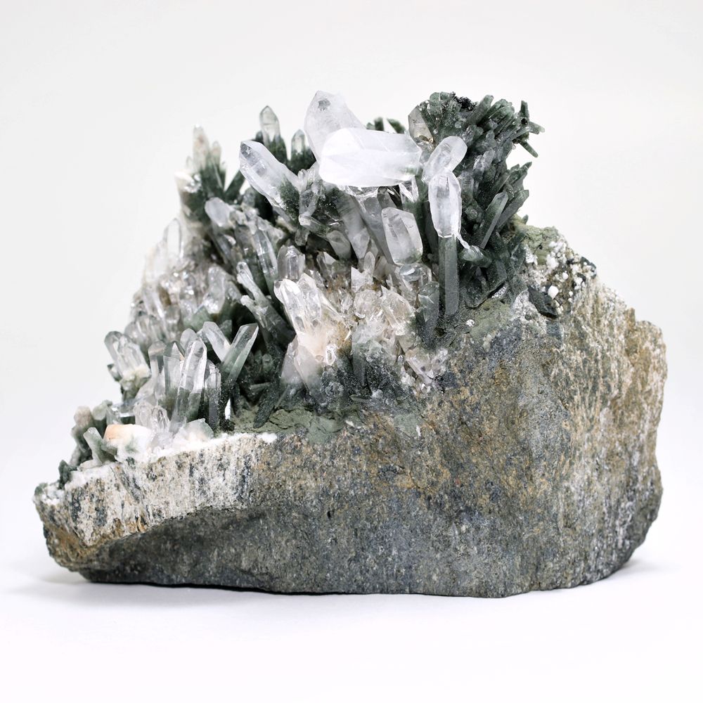 ガネッシュヒマール産ヒマラヤ水晶クラスター(原石395g)-slide-0