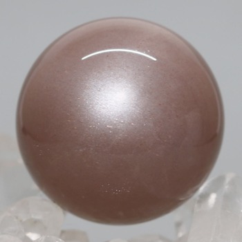 [高品質]タンザニア産オレンジブラウンムーンストーン丸玉/スフィア（直径36.7mm）(OBMS-SP0664IS)