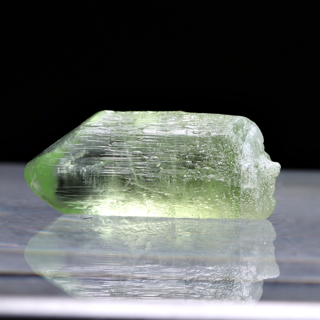 パキスタン産ペリドット結晶原石(0.60g)-slide-5