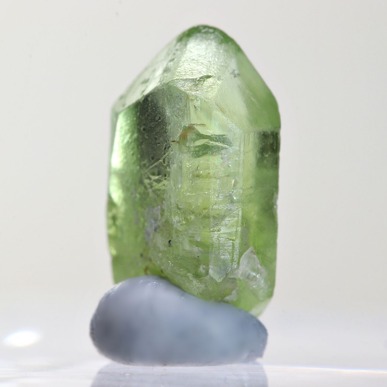 パキスタン産ペリドット結晶原石(0.91g)-slide-4