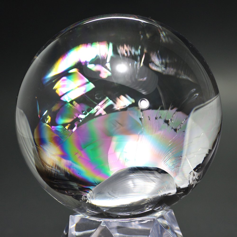 [トップクォリティ]レインボー水晶玉/アイリスクォーツスフィア（丸玉直径80.4mm）