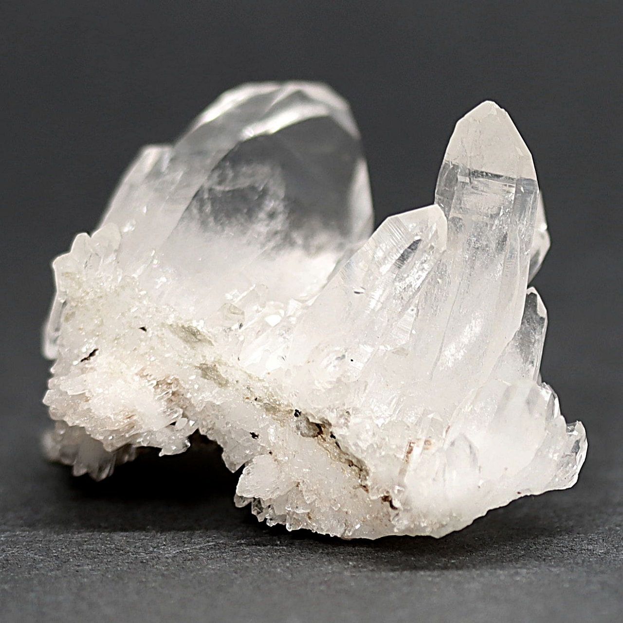 インド/サインジ産ヒマラヤ水晶クラスター(原石41.5g)-slide-1