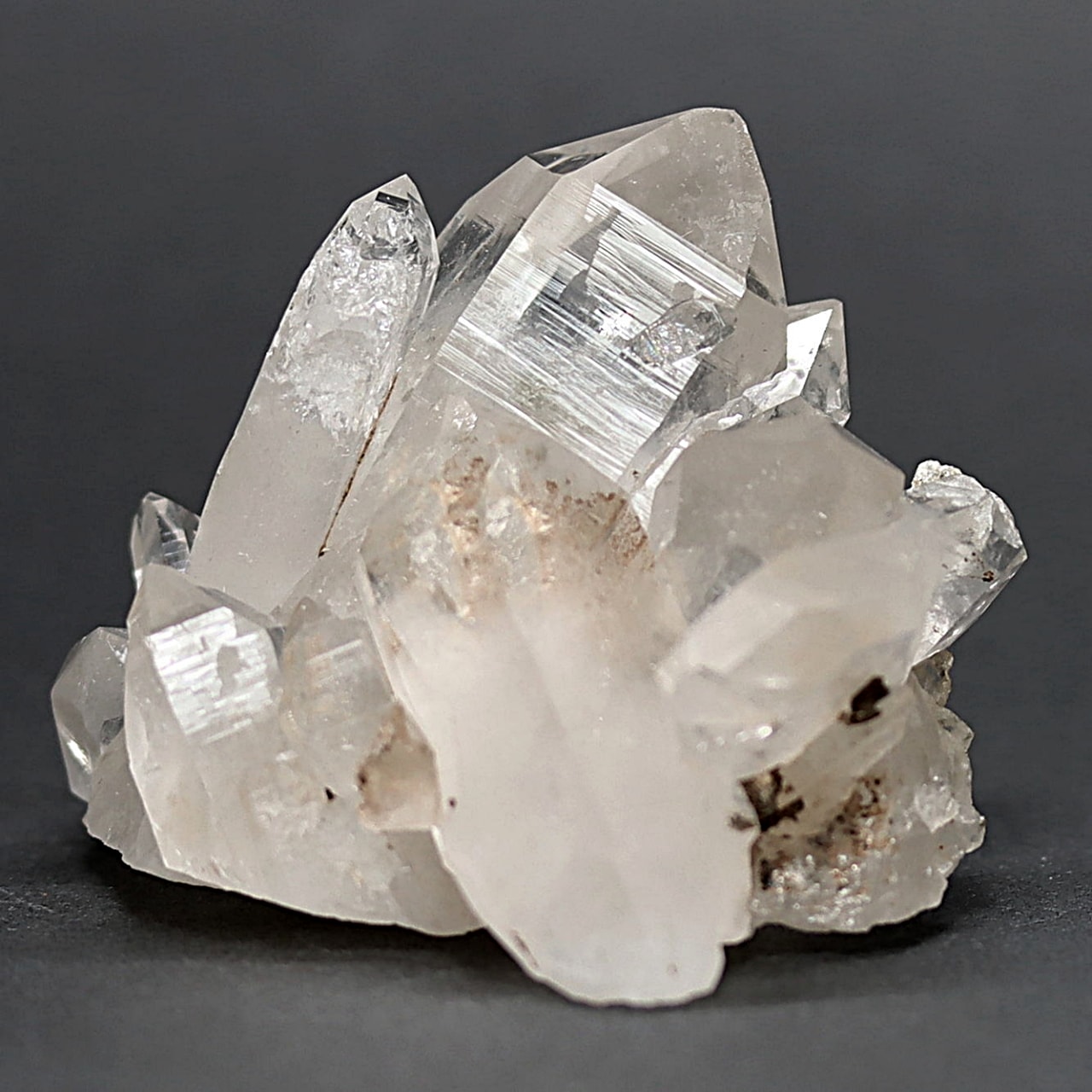 インド/サインジ産ヒマラヤ水晶クラスター(原石124g)-slide-0