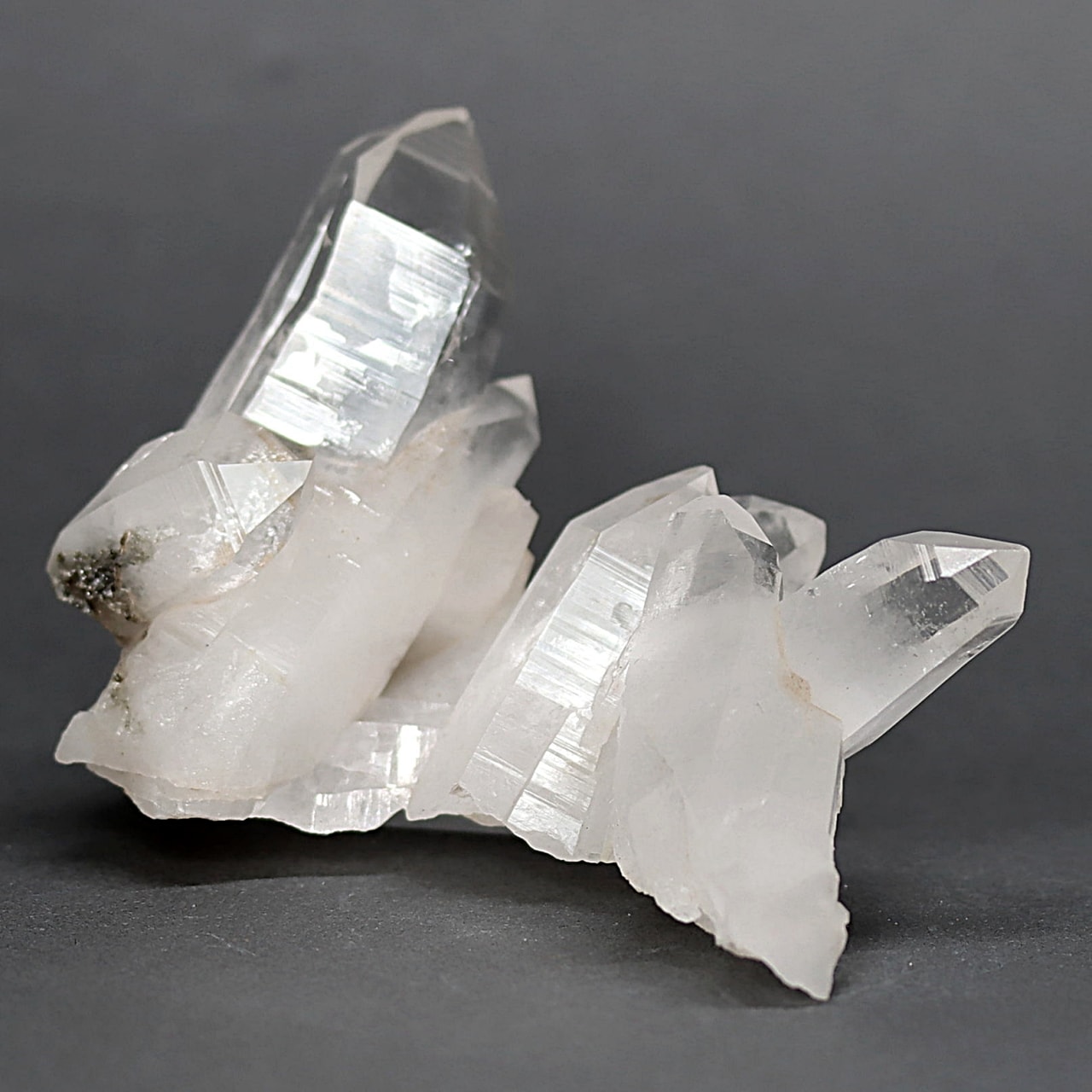 インド/サインジ産ヒマラヤ水晶クラスター(原石138g)-slide-1
