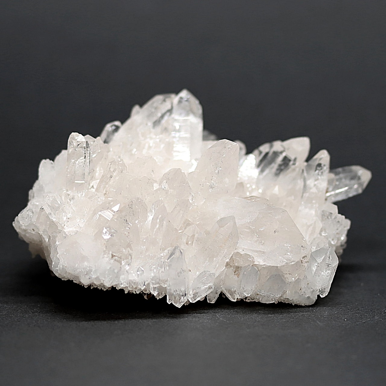 インド/サインジ産ヒマラヤ水晶クラスター(原石175g)-slide-0