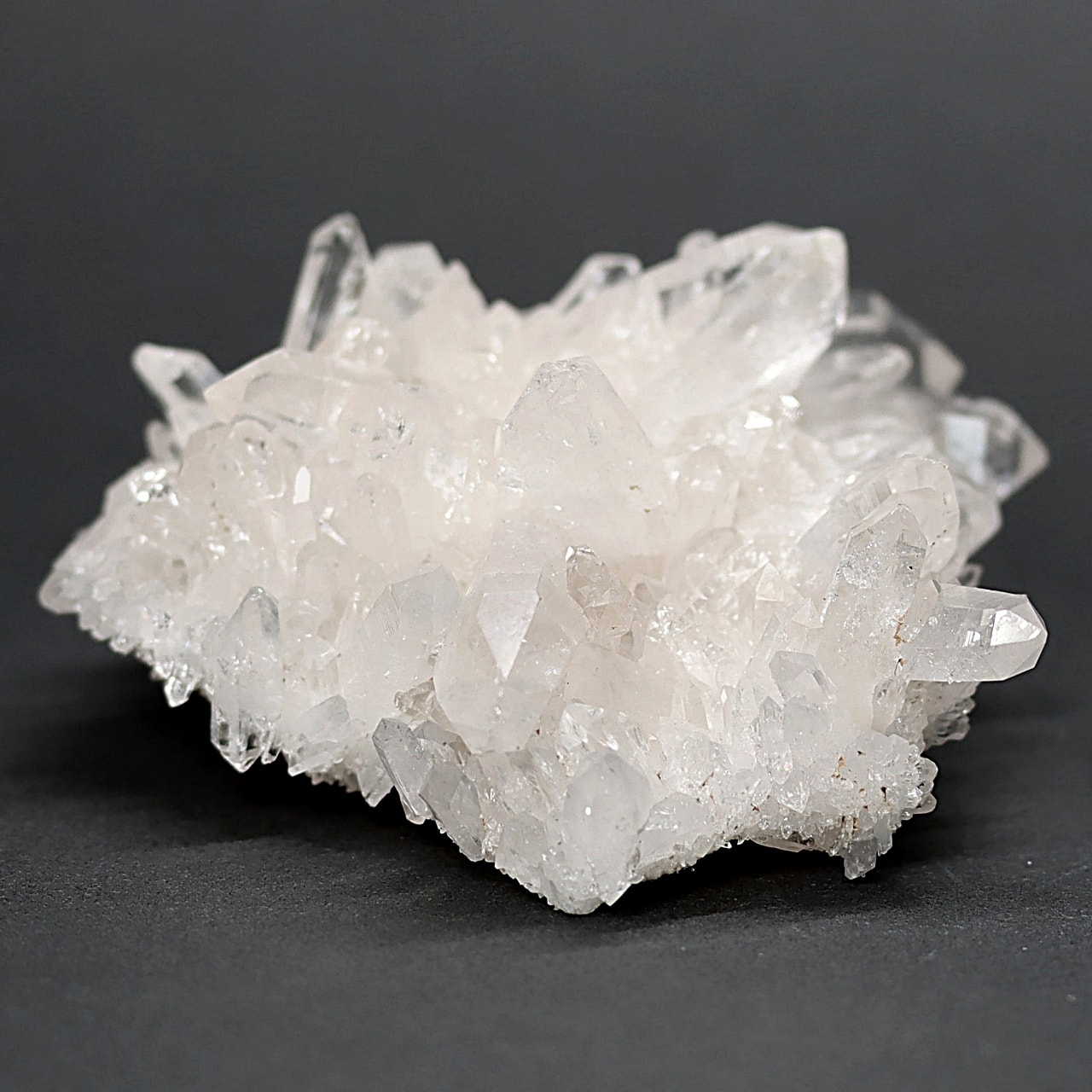 インド/サインジ産ヒマラヤ水晶クラスター(原石175g)-slide-1