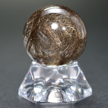 [トップクォリティ]ブラジル産シルバールチルクォーツ丸玉/スフィア（球体直径29.4mm）(SILR-SPH0294IS)