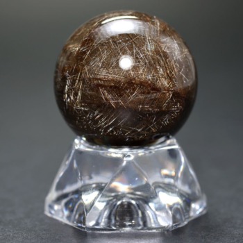 [トップクォリティ]ブラジル産シルバールチルクォーツ丸玉/スフィア（球体直径29.7mm）(SILR-SPH0297IS)