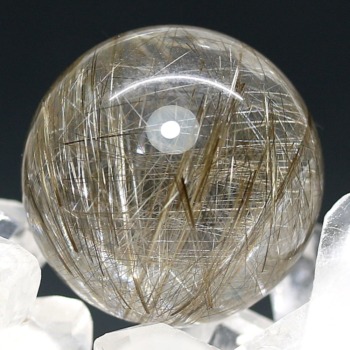 [トップクォリティ]ブラジル産シルバールチルクォーツ丸玉/スフィア（球体直径25.4mm）(SLUT-SP0228IS)