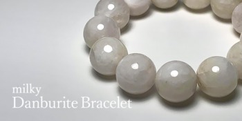 【期間限定特価】　天然石　ミルキーダンビュライト　ブレスレット　/　レアストーン 期間限定特価】 天然石 ミルキーダンビュライト ブレスレット / レア
