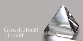 ガネーシュヒマラヤ天然石水晶、パワー ストーン ペラミッド ネパール/ガネッシュヒマール産ヒマラヤ水晶ピラミッド - 埼玉県吉川市