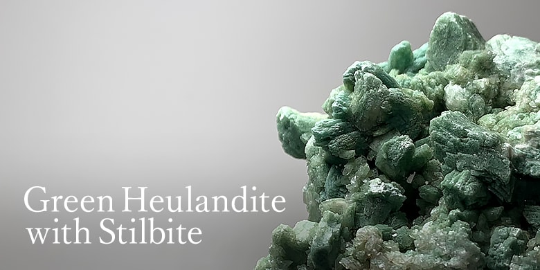 グリーンヒューランダイト共生スティルバイト（緑色輝沸石/束沸石）水晶クラスター、天然石クラスター