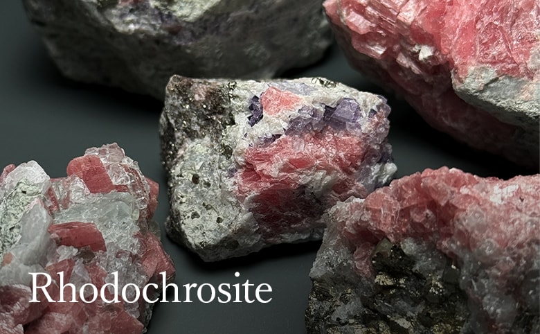 インカローズ結晶原石（ロードクロサイト）の商品イメージ写真