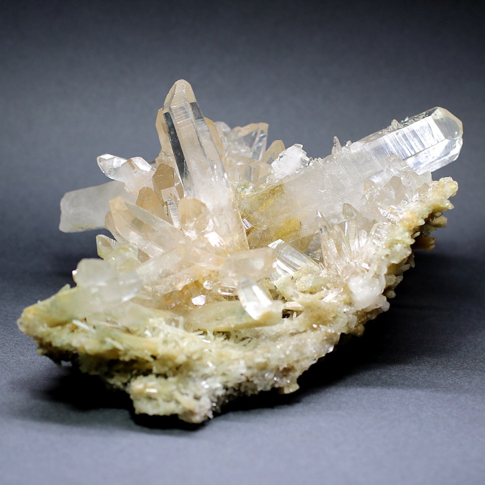 インド/ダーラ産]ヒマラヤ水晶クラスター/原石(DHZ-CL8680IS) | 天然石 