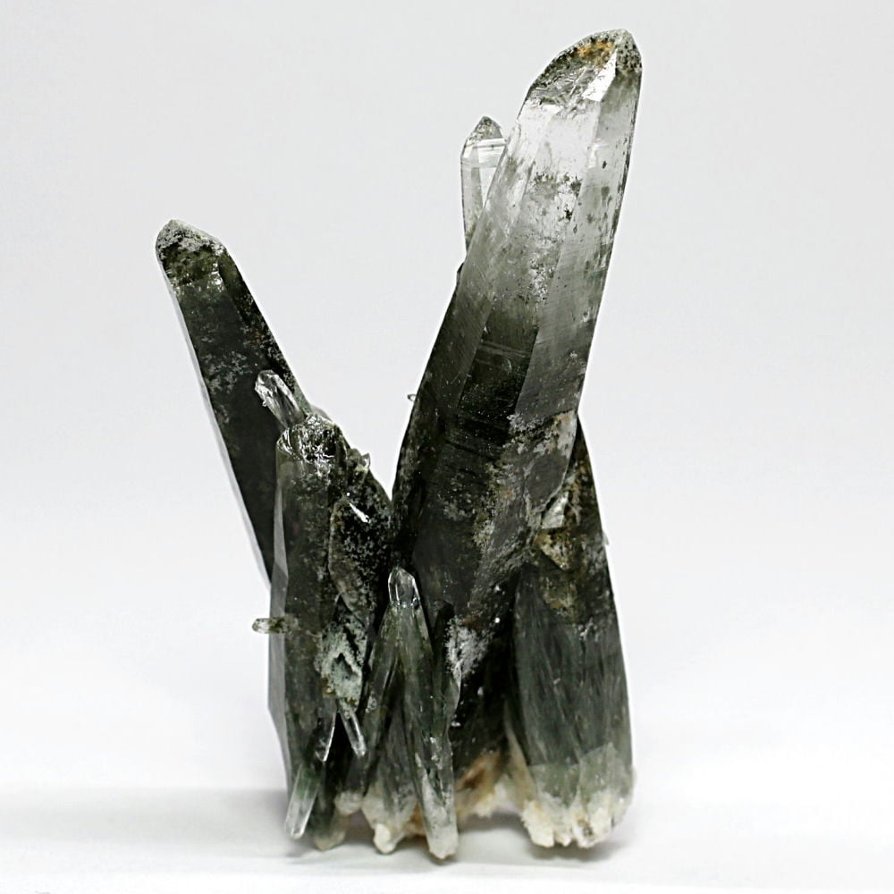 [高品質]ガネッシュヒマール産ヒマラヤ水晶クラスター/角閃石インクルージョン原石（33.6g）