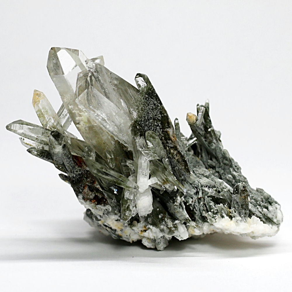 [高品質]ガネッシュヒマール産ヒマラヤ水晶クラスター/角閃石インクルージョン原石（72.6g）