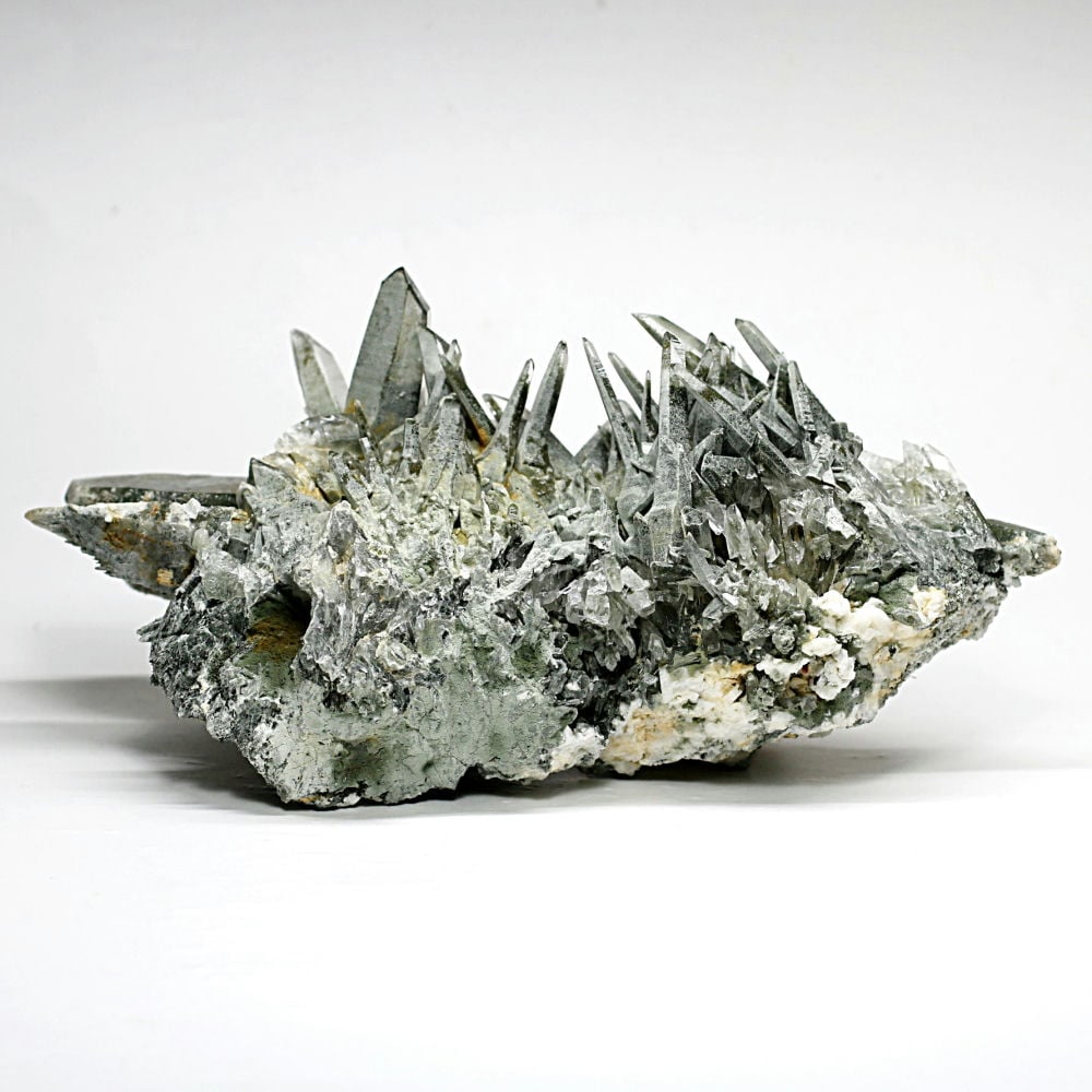 [高品質]ガネッシュヒマール産ヒマラヤ水晶クラスター/原石（669g）