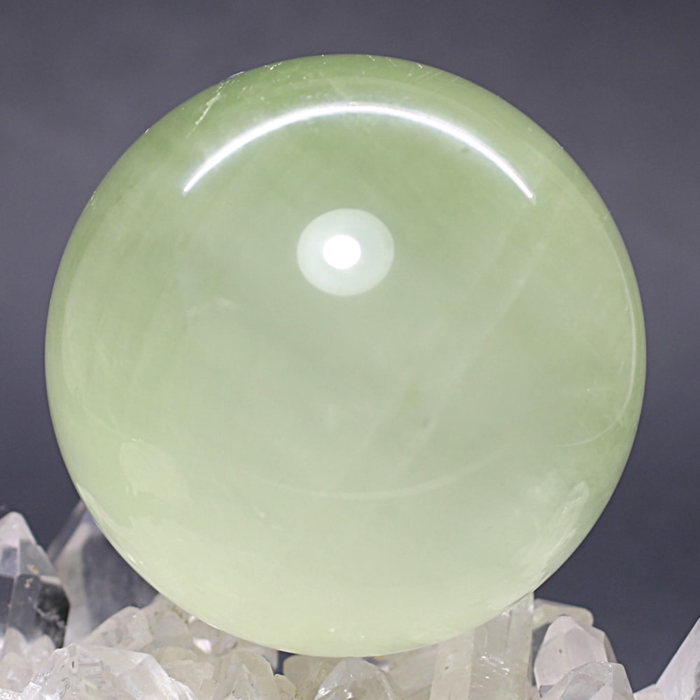 [高品質]グリーンカルサイト丸玉/スフィア（直径約69.1mm）