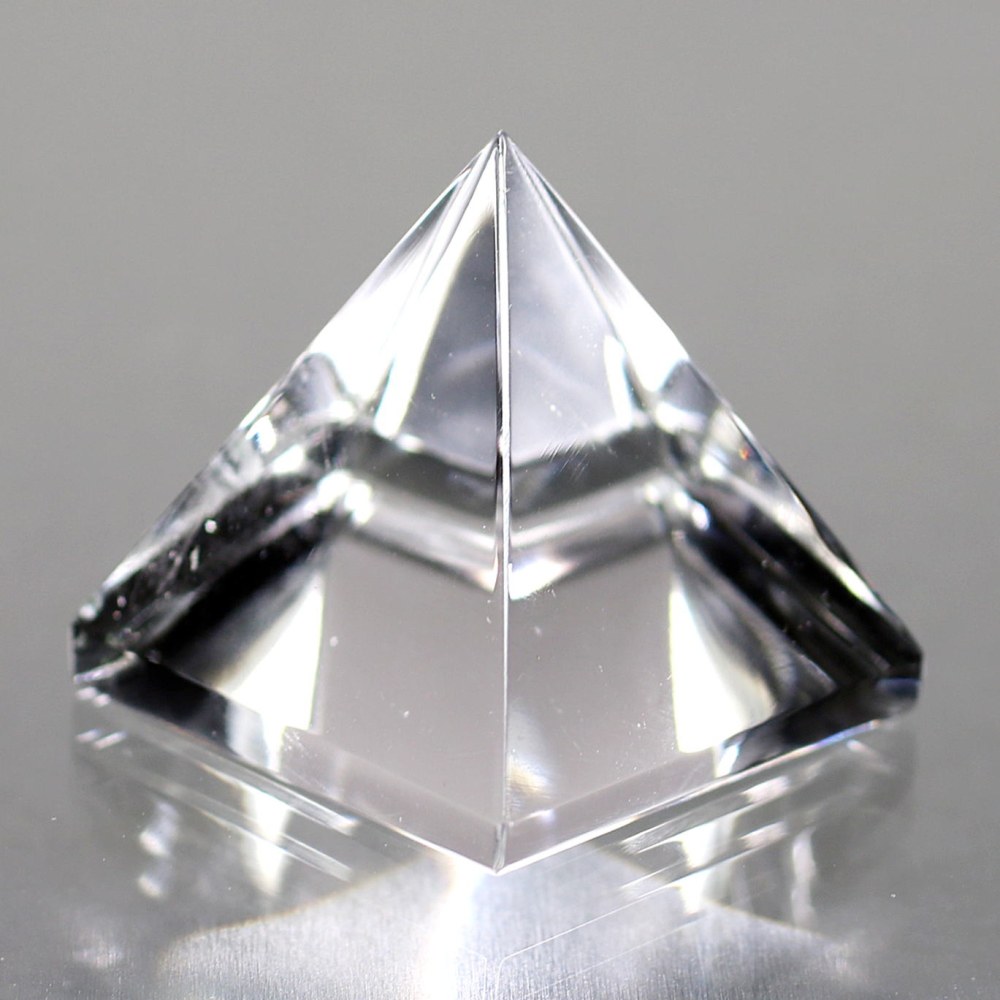 ガネッシュヒマール産]ヒマラヤ水晶ピラミッド(GNZ-PYD181) 天然石・パワーストーン Infonix（インフォニック）