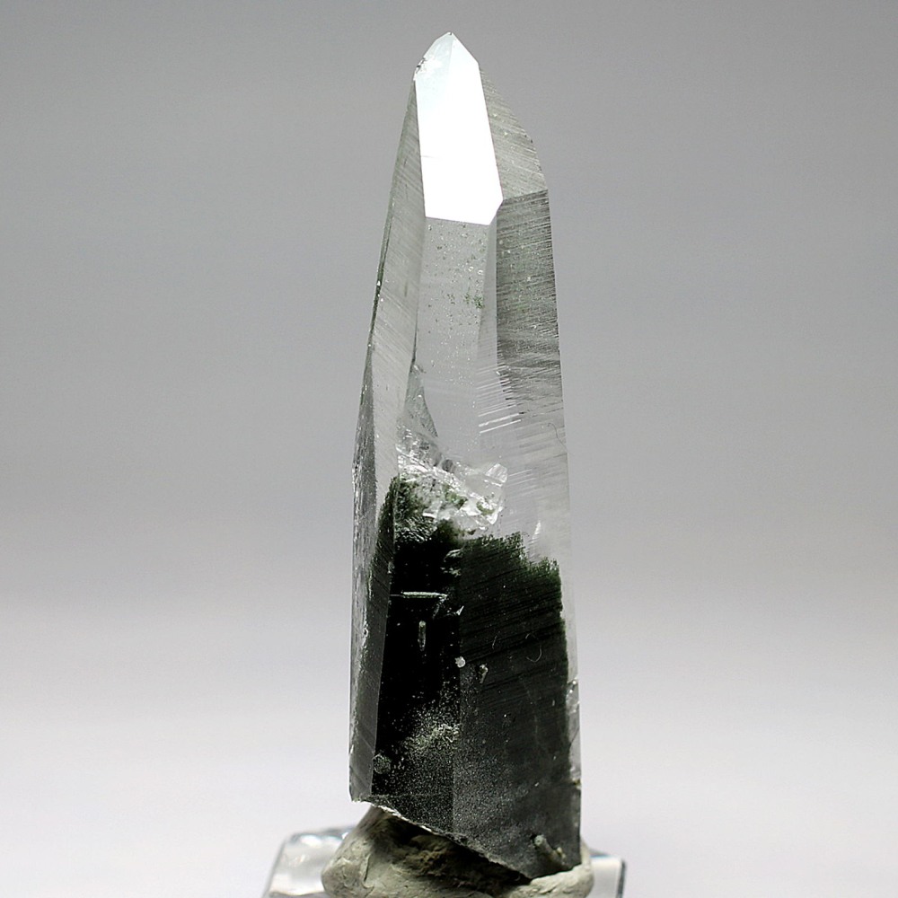 [最高品質・ガネッシュヒマール産]ヒマラヤ水晶原石ナチュラルポイント