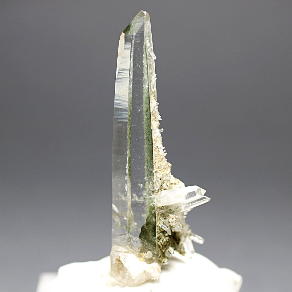 [トップクォリティ]ガネッシュヒマール産ヒマラヤ水晶原石ナチュラルポイント