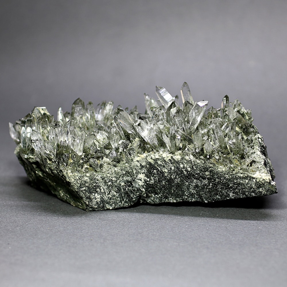 [ガネッシュヒマール産]ヒマラヤ水晶クラスター/原石（635g・特別価格）