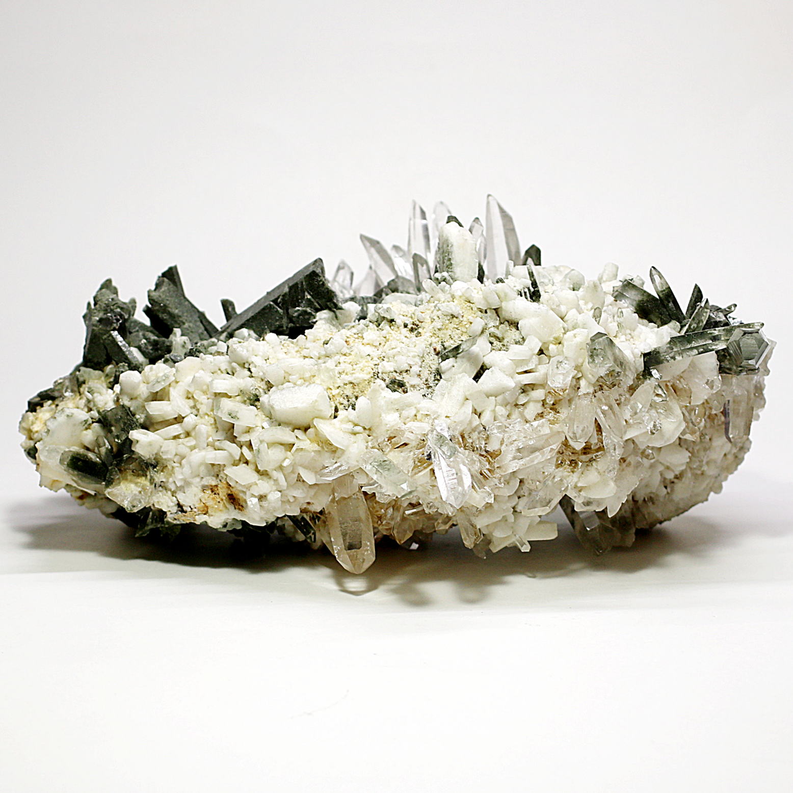 [ガネッシュヒマール産]ヒマラヤ水晶クラスター/大きめ原石（約1.66kg・特別価格）