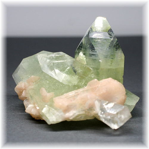 [高品質・インド産]グリーンアポフィライト結晶原石