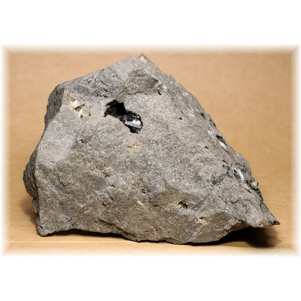 ダイヤモンド 原石 母岩つき-