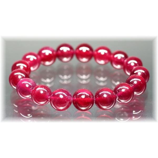<center><b>PICK UP</b><br>最高品質<br>ジェムグレード ルビー<br>約12.5mm玉<br><b>¥341,000</b></center>