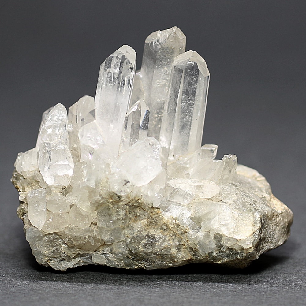 カンチェンジュンガ産ヒマラヤ水晶ミニクラスター/原石（45.7g）