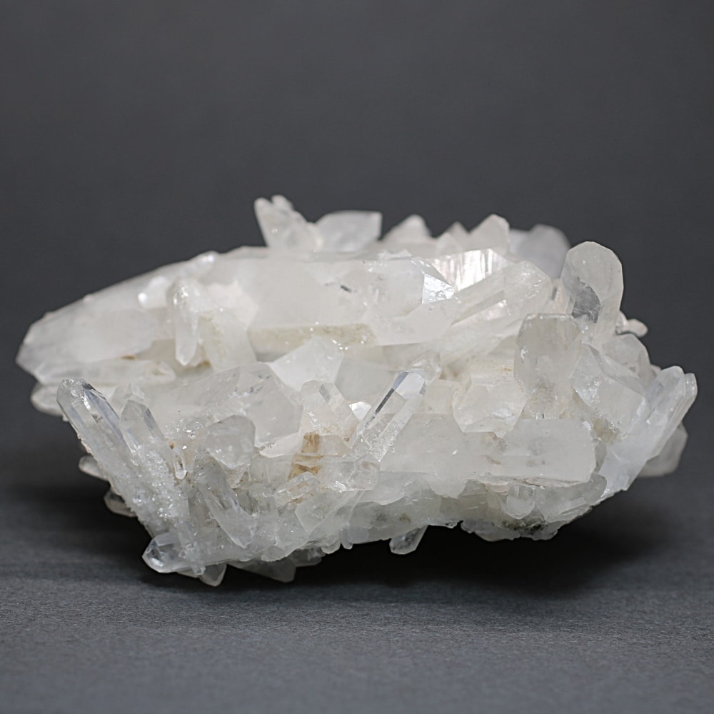 カンチェンジュンガ産ヒマラヤ水晶クラスター/原石（238g/ほぼ母岩無し）