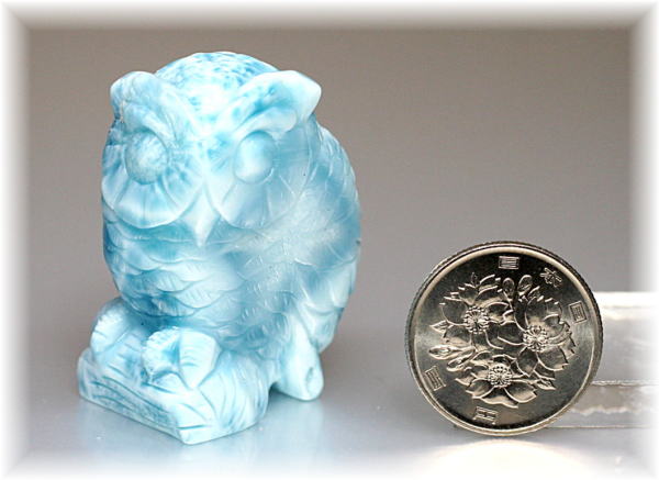 高品質]天然ラリマー彫刻フクロウ（置物）(LARIMAR-OWL105IS) | 天然石