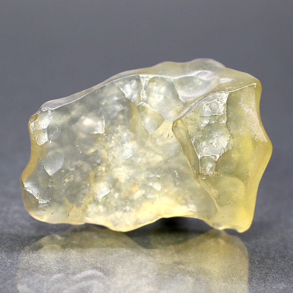 [高品質]天然リビアングラス原石（18.5g）