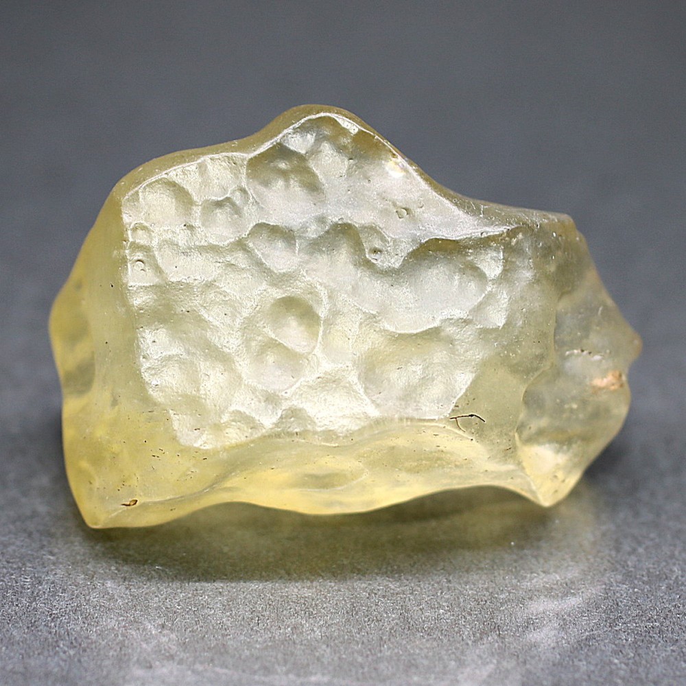 [高品質]天然リビアングラス原石（21.7g）