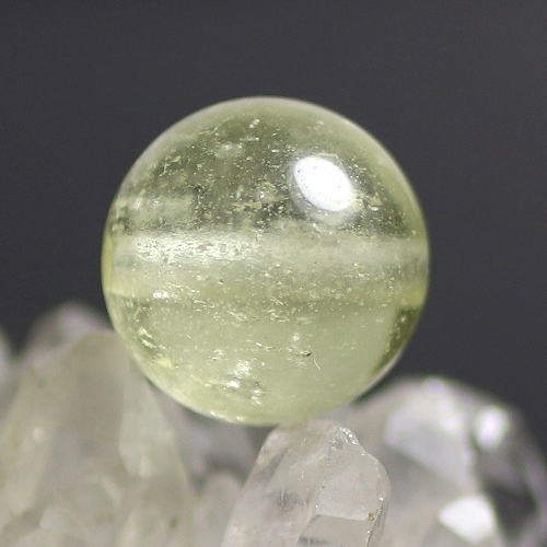 天然原石 リビアングラス（Libyan glass）/1個