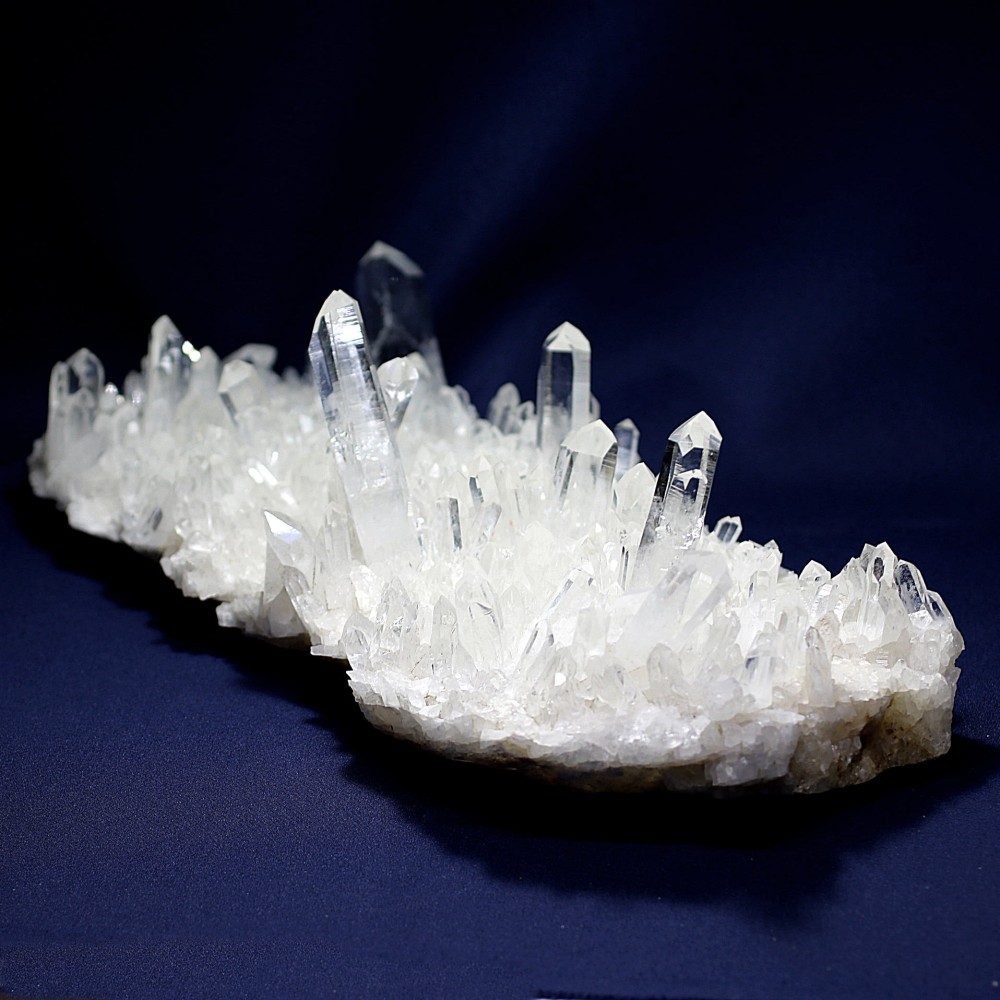 [高品質] ネパール/マカルー産ヒマラヤ水晶クラスター/原石（大型3.2kg）