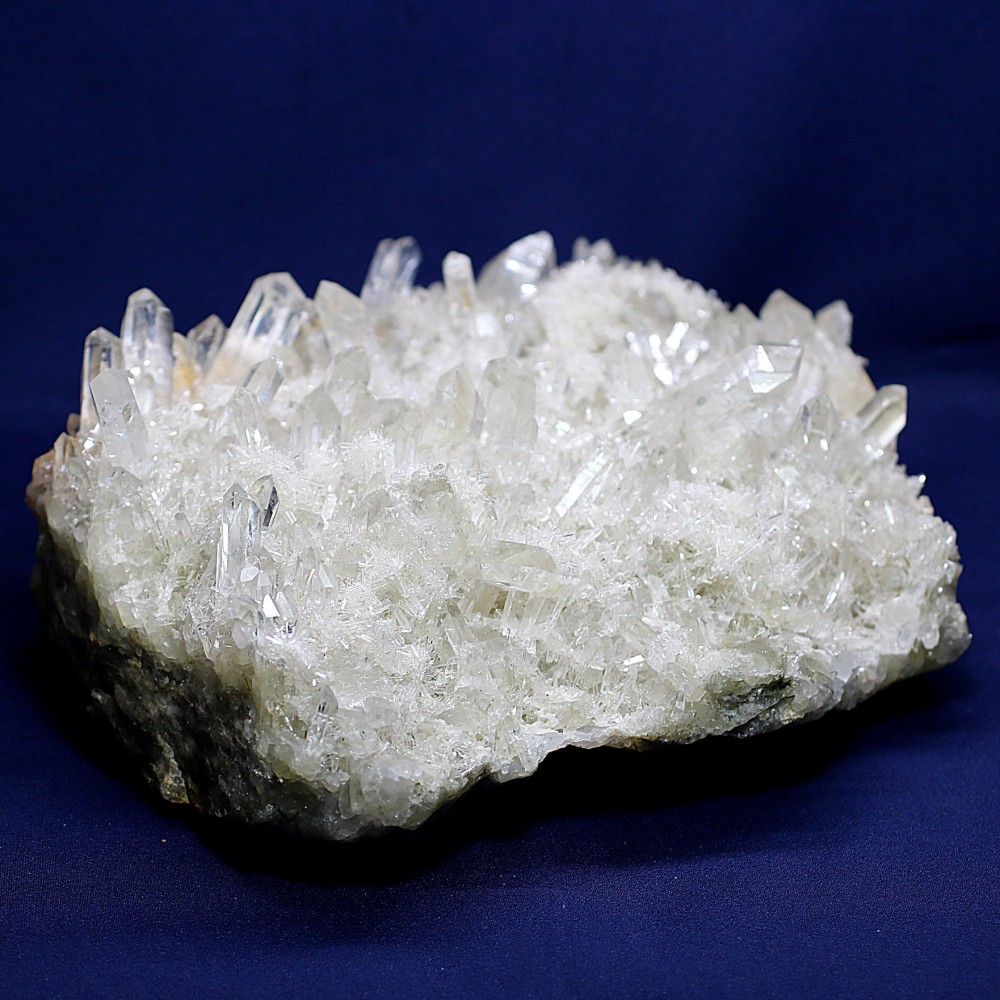 高品質] ネパール/マカルー産ヒマラヤ水晶クラスター/原石（大型2.4kg