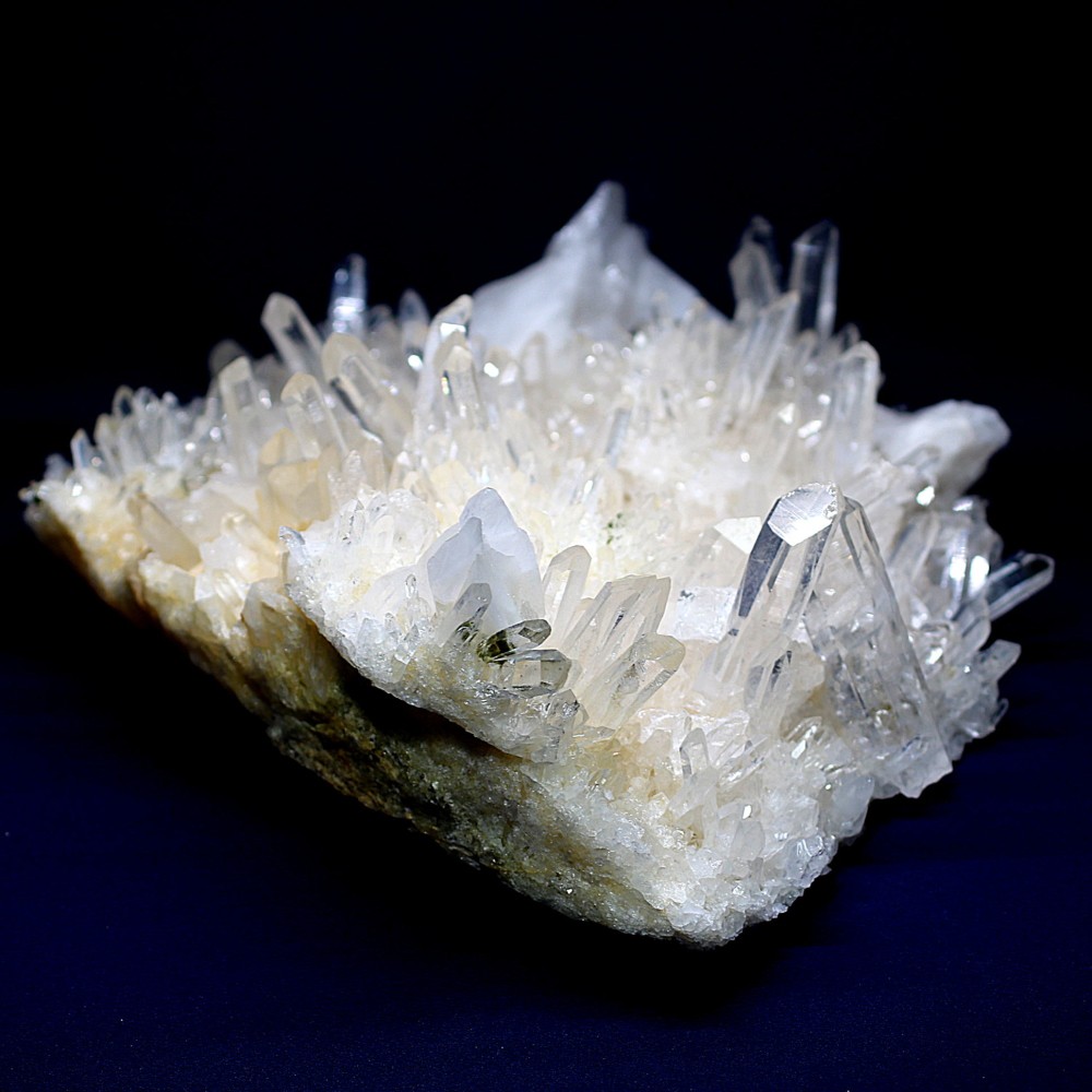 [特別価格] ネパール/マカルー産ヒマラヤ水晶クラスター/原石（大型5.2kg）