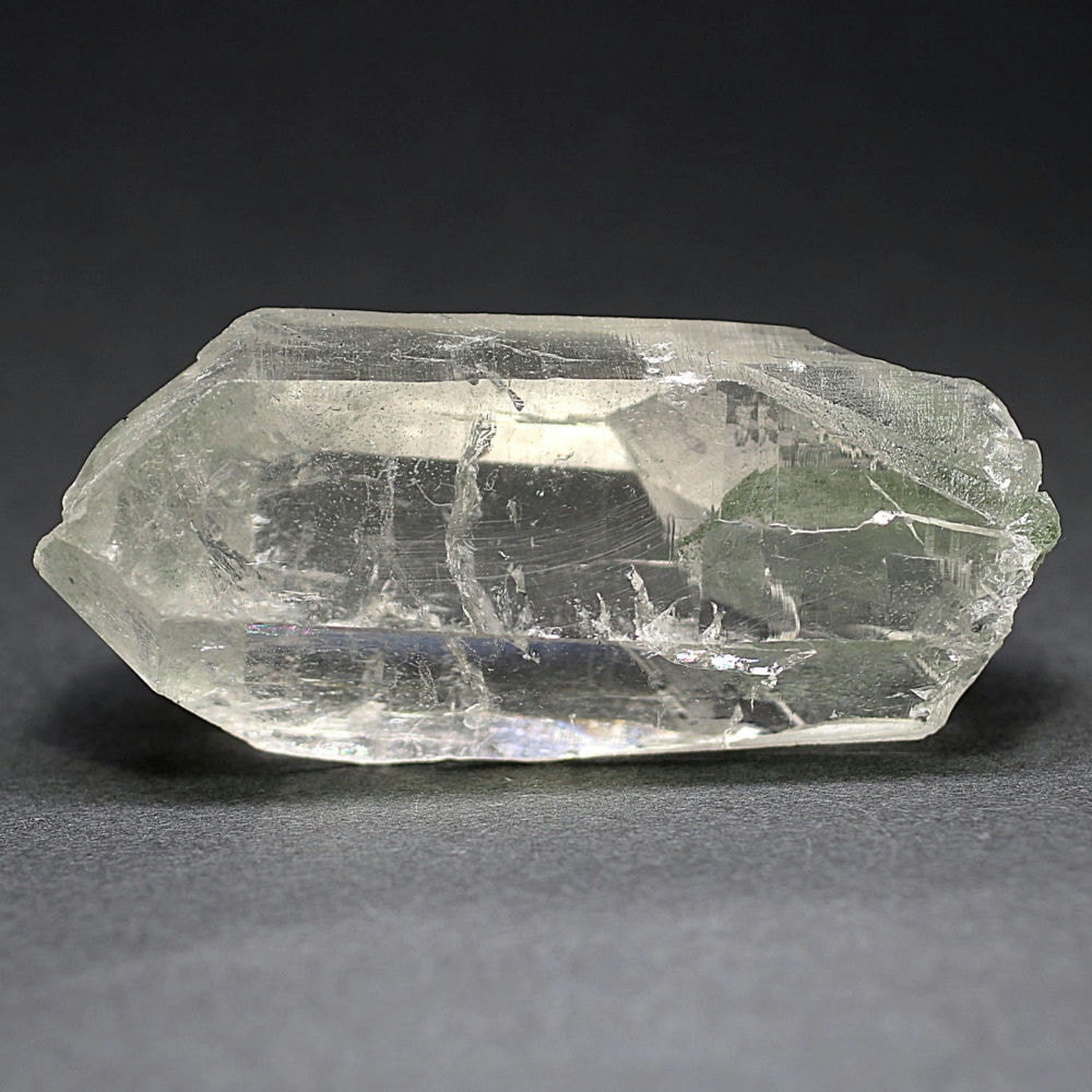 [高品質]インド/マニハール産ヒマラヤ水晶ナチュラルポイント/グリーンファントムクォーツ原石