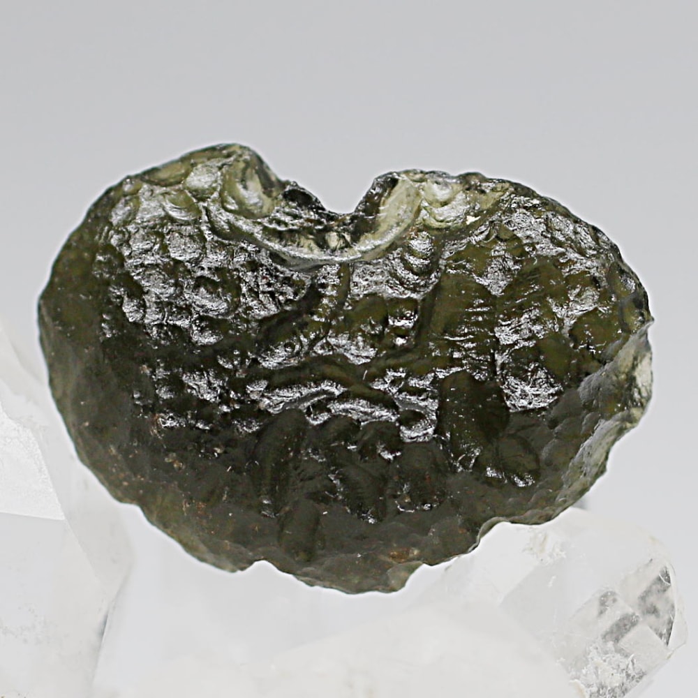 [高品質+・チェコ共和国産]天然モルダバイト原石（4.2g）