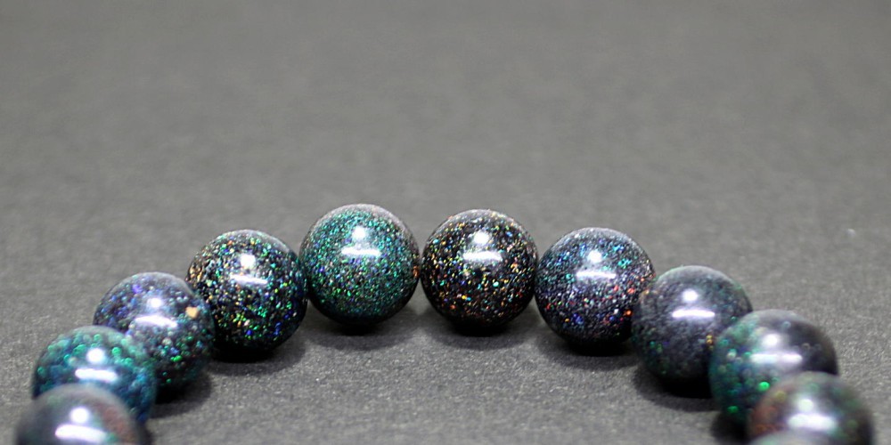 高品質+]ブラックマトリックスオパールブレスレット（約12mm玉）(OPAL